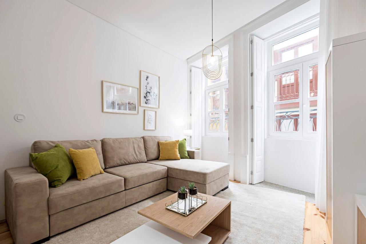Loios 1Br Flat Downtown By Lovelystay بورتو المظهر الخارجي الصورة